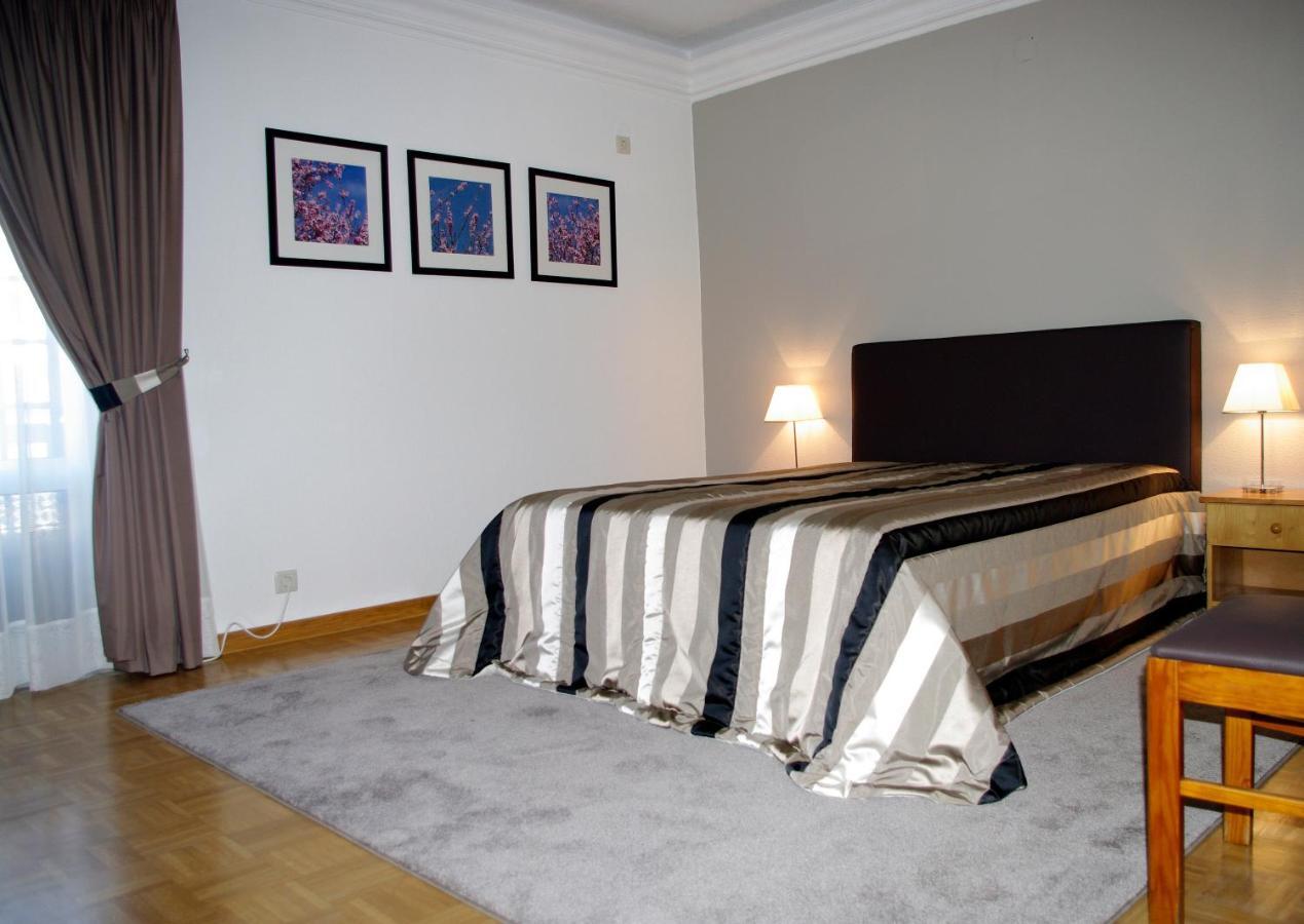 Hotel O Encontro Sendim  部屋 写真