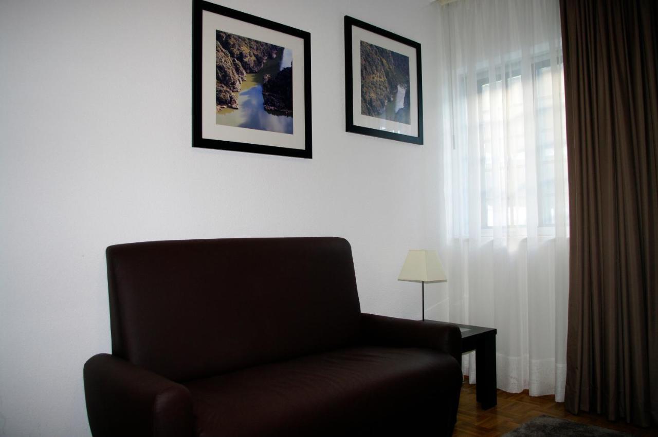 Hotel O Encontro Sendim  部屋 写真